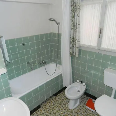 Schonried Sleeps 7 Wifi 公寓