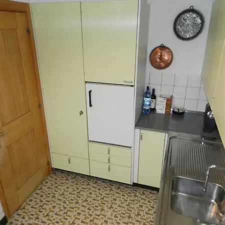 公寓 Schonried Sleeps 7 Wifi 格施塔德